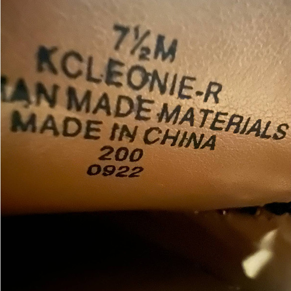 Calvin Klein KCleonie Loafer Size 7.5M in Blue Decorated w/Two Silver Bars - Picture 6 of 6